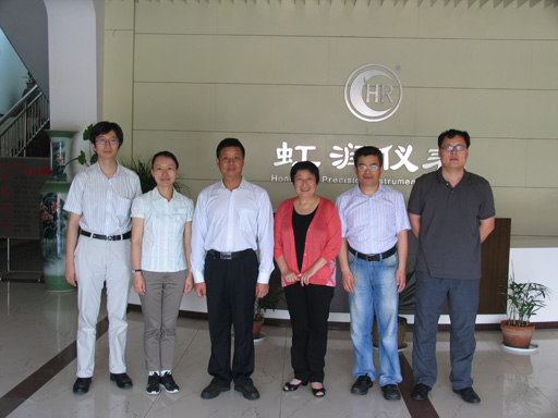 上海理工大學領(lǐng)導、教授一行考察虹潤公司